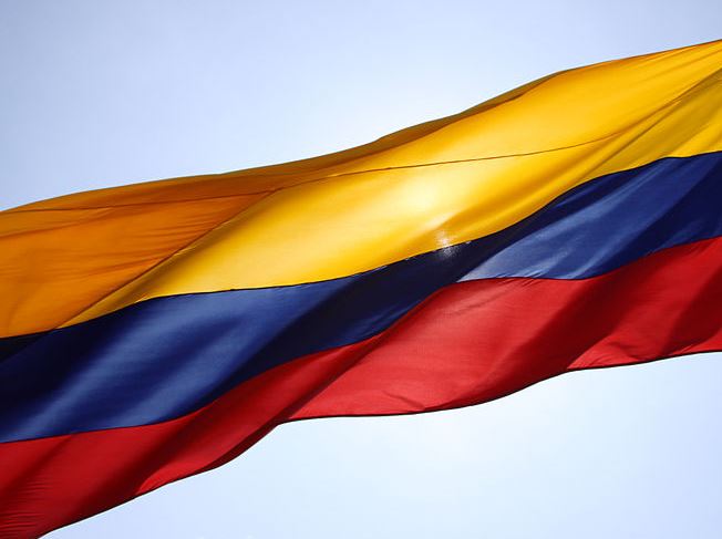colombia flag http://en.wikipedia.org/wiki/File:59_-_Carthag%C3%A8ne_-_D%C3%A9cembre_2008.JPG