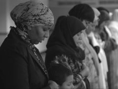 Faith report: women stronger than men; Muslims than Christians; Evangelicals than Catholics